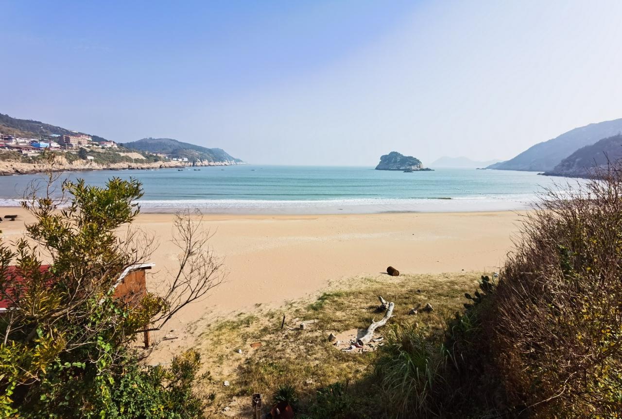 BIM建筑|海蛞蝓酒店 / SpActrum