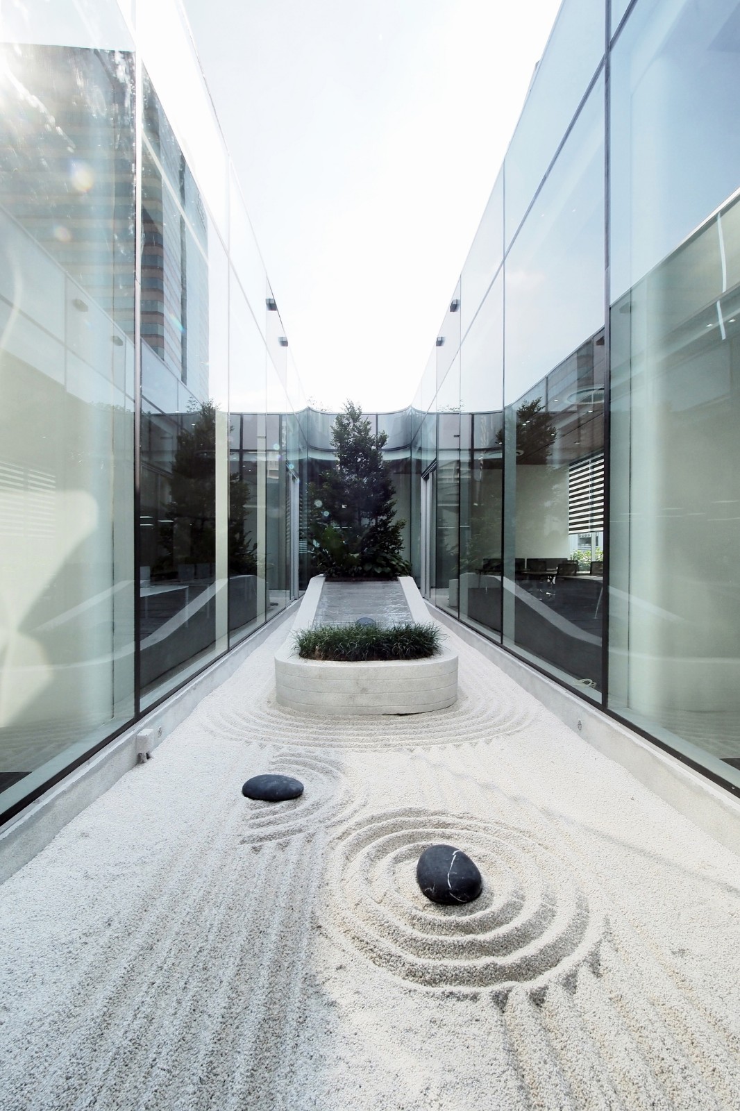 BIM建筑|丰田汽车泰国营销办公综合体 / ASWA