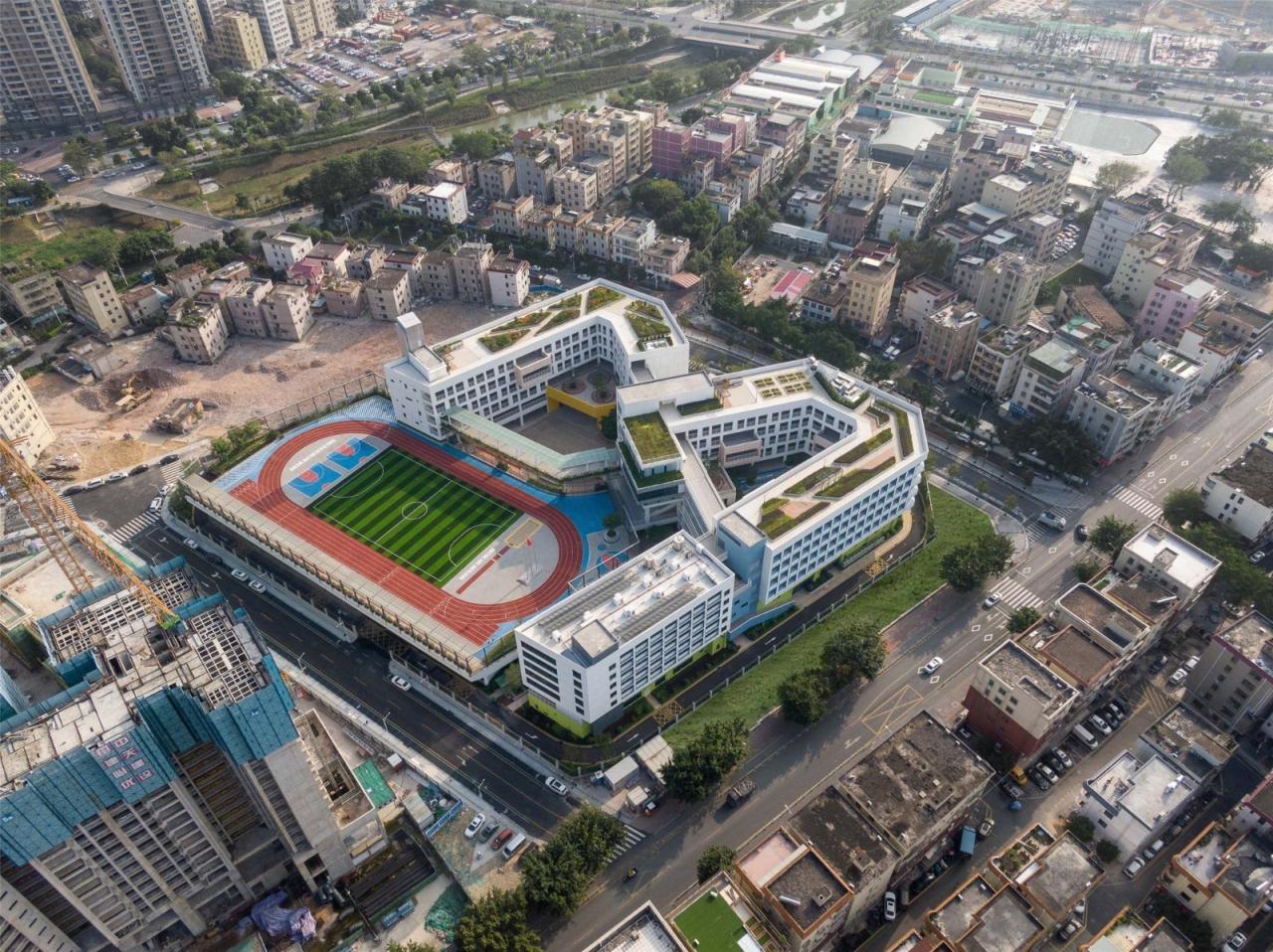 BIM建筑|深圳坪山区日新小学 / 申都设计