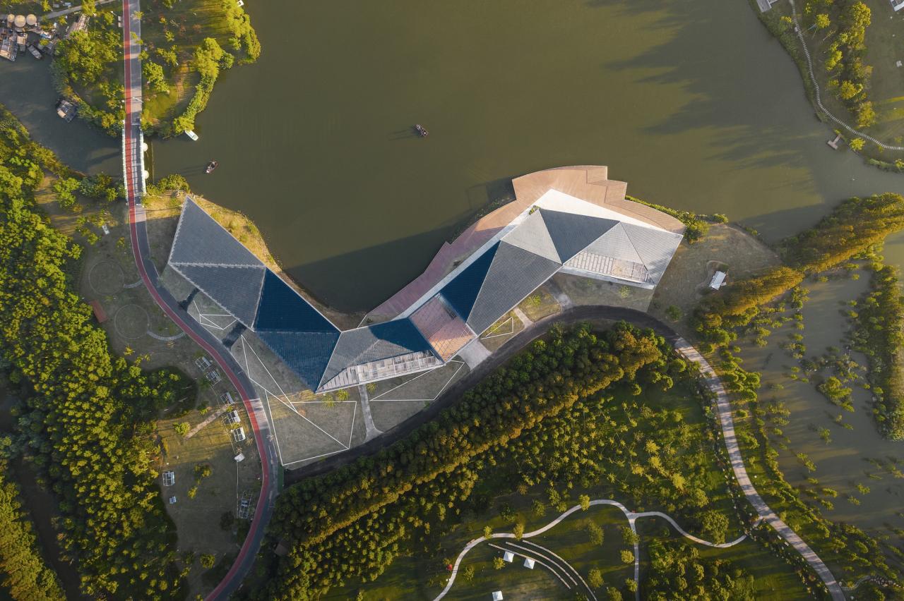 BIM建筑|长兴岛郊野公园游客中心 / 米川工作室 + 水石设计
