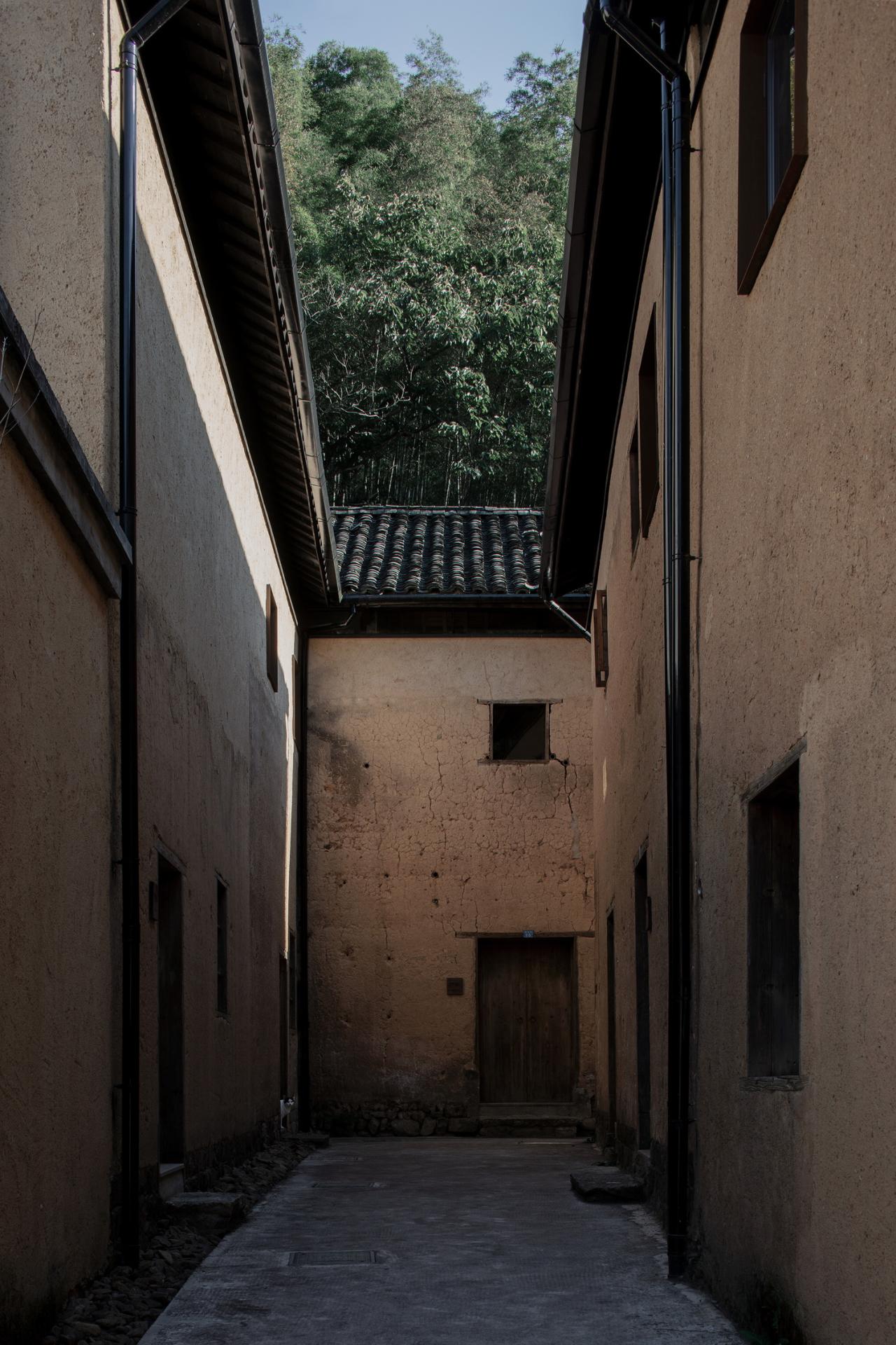 BIM建筑|桐庐流云乡墅，山野间的隐世秘境 / MDO木君建筑设计