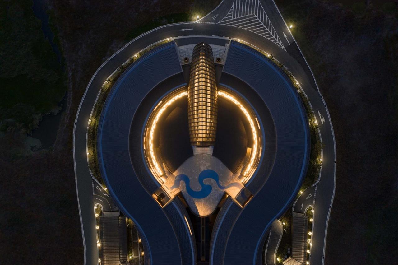 BIM建筑|世界乡村旅游大会永久会址 / 米丈建筑