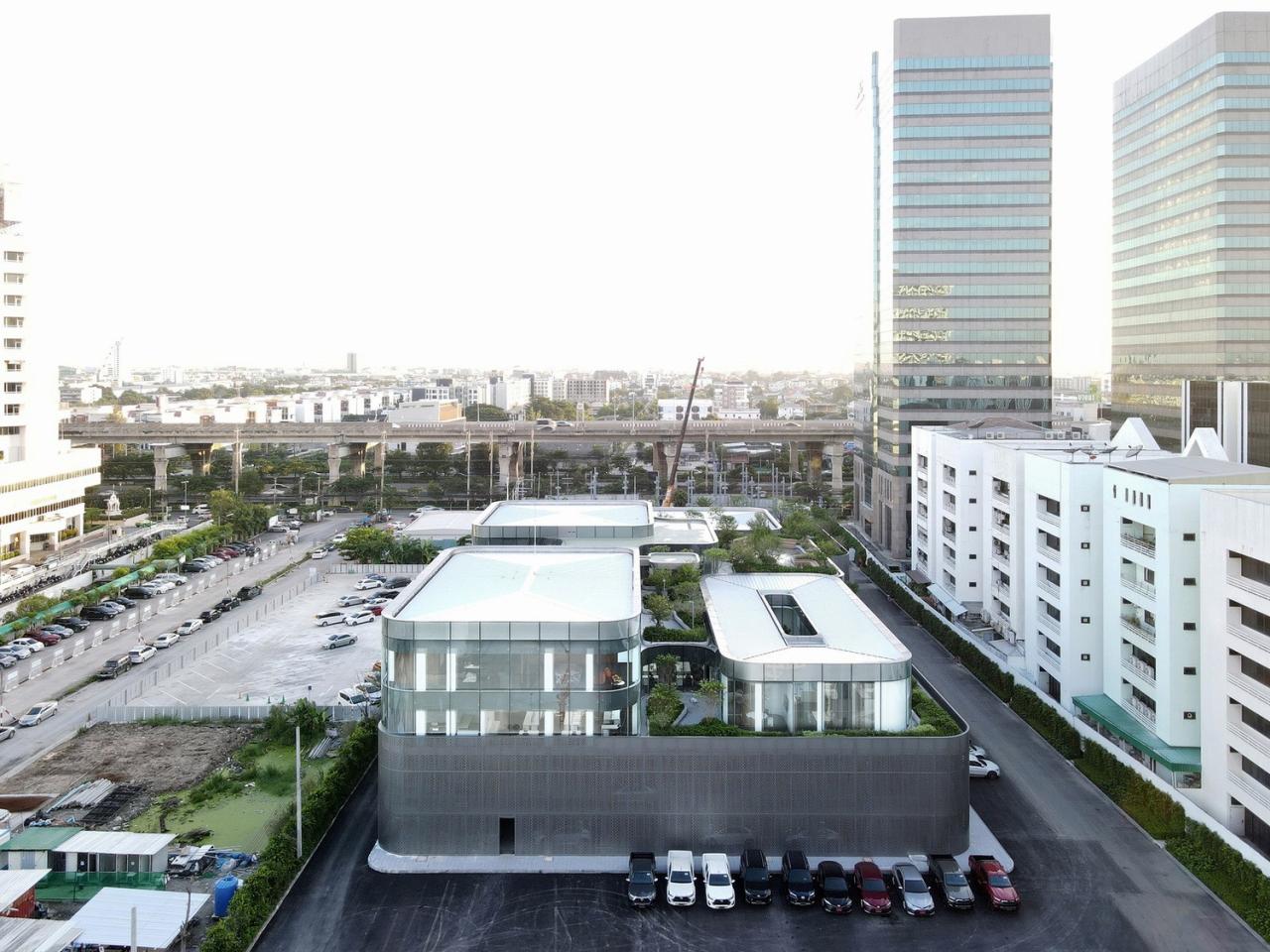 BIM建筑|丰田汽车泰国营销办公综合体 / ASWA