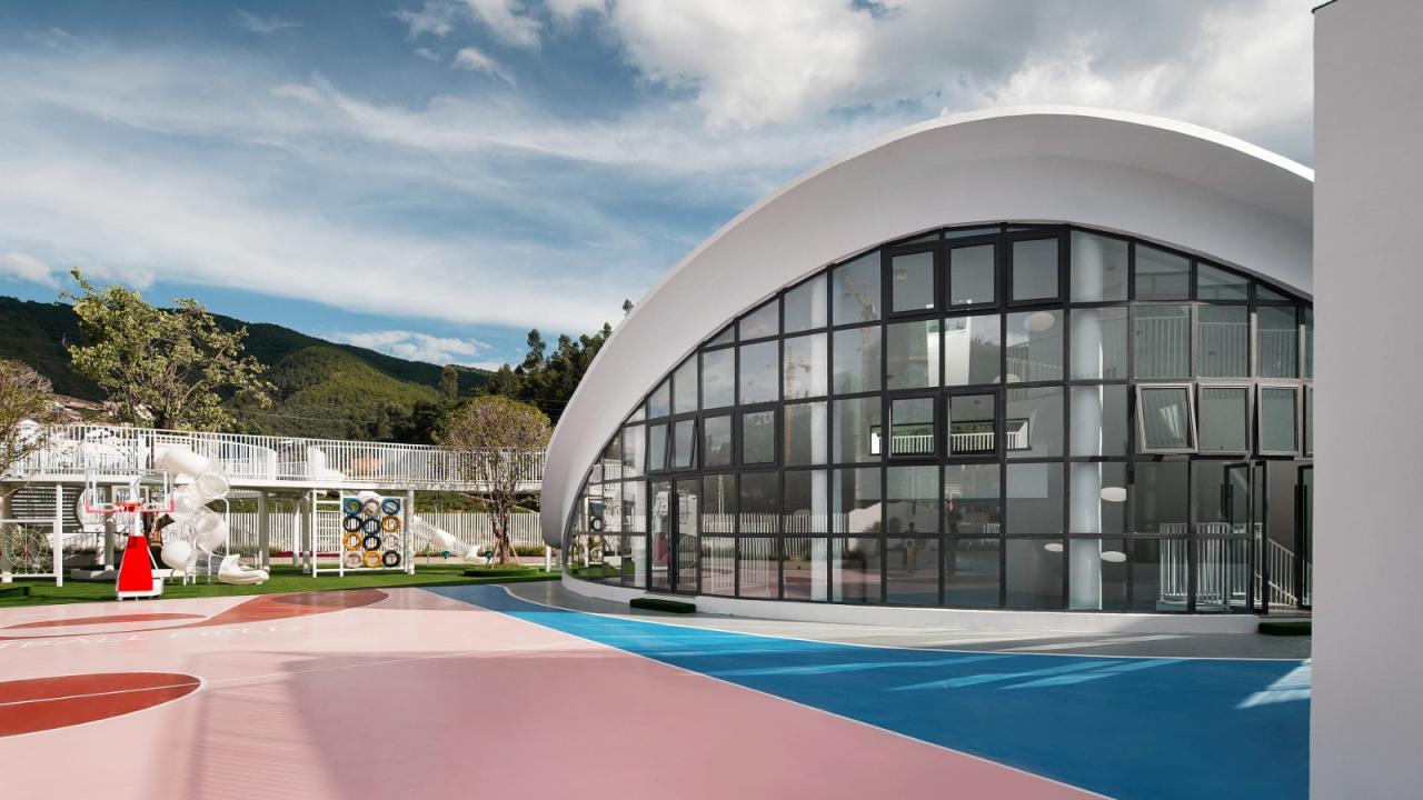 BIM建筑|虽偏远 理想必致！在西昌卫星发射基地大凉山建一座“探索者幼儿园” / 迪卡建筑设计中心