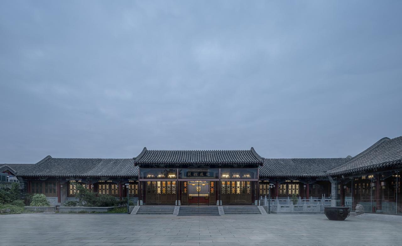 BIM建筑|中国传统四合庭院的人文办公综合体升级改造 / 北京中德行建筑设计