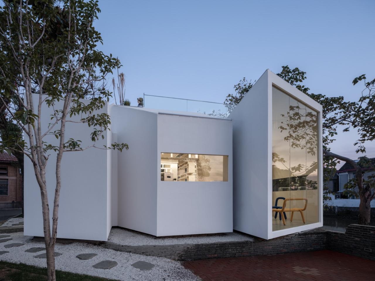 BIM建筑|上海云间粮仓 “人民河畔悬浮的太空盒”LILITH莉莉斯小屋 / DCDSAA淀川建筑事务所