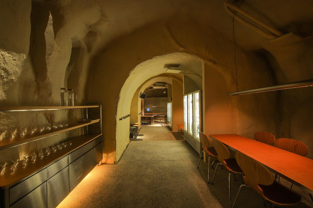 BIM建筑|Caver-防空洞里的酒吧 / itD studio