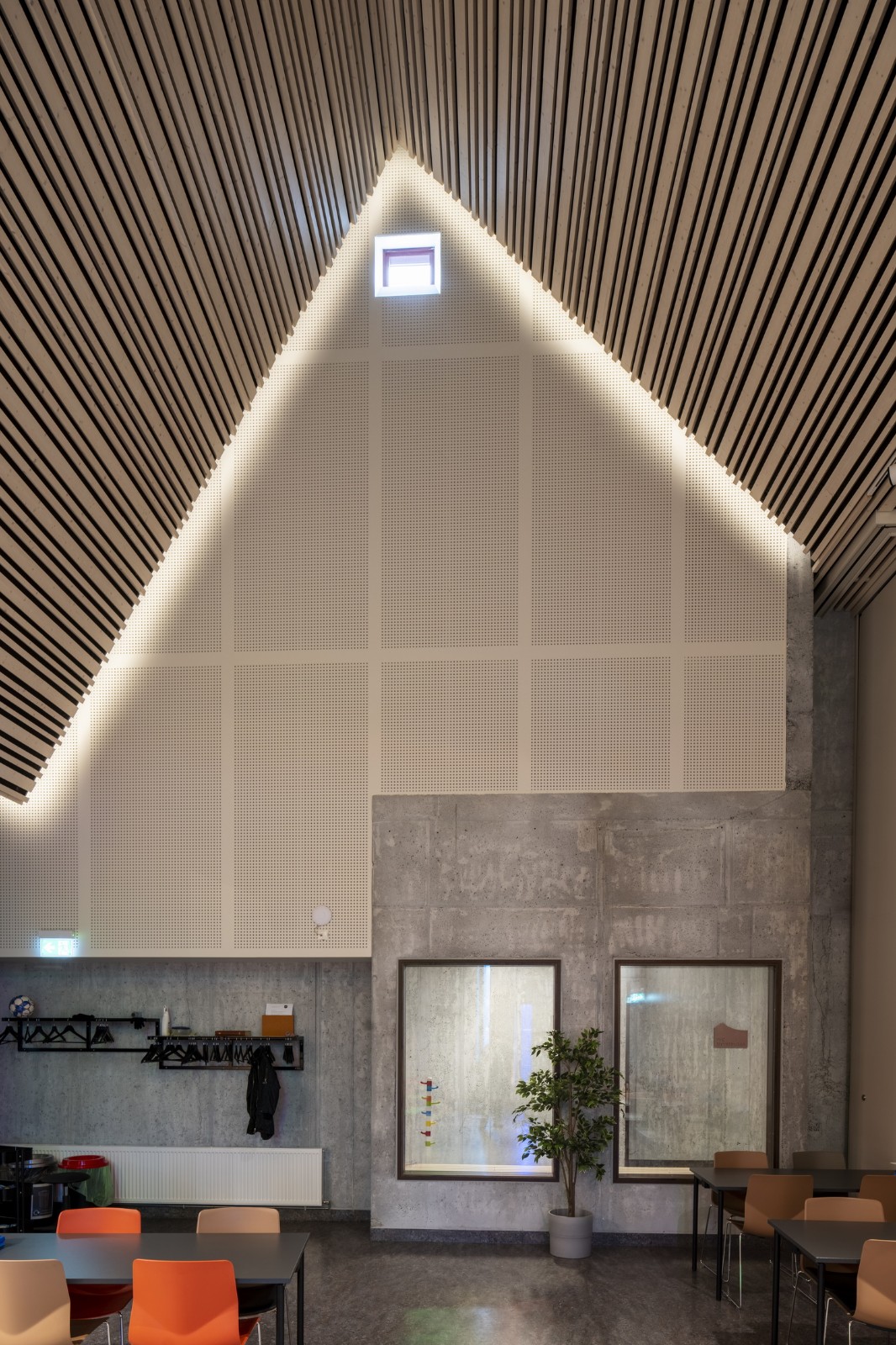 BIM建筑|救世军冰岛总部 / Teiknistofan Tröo