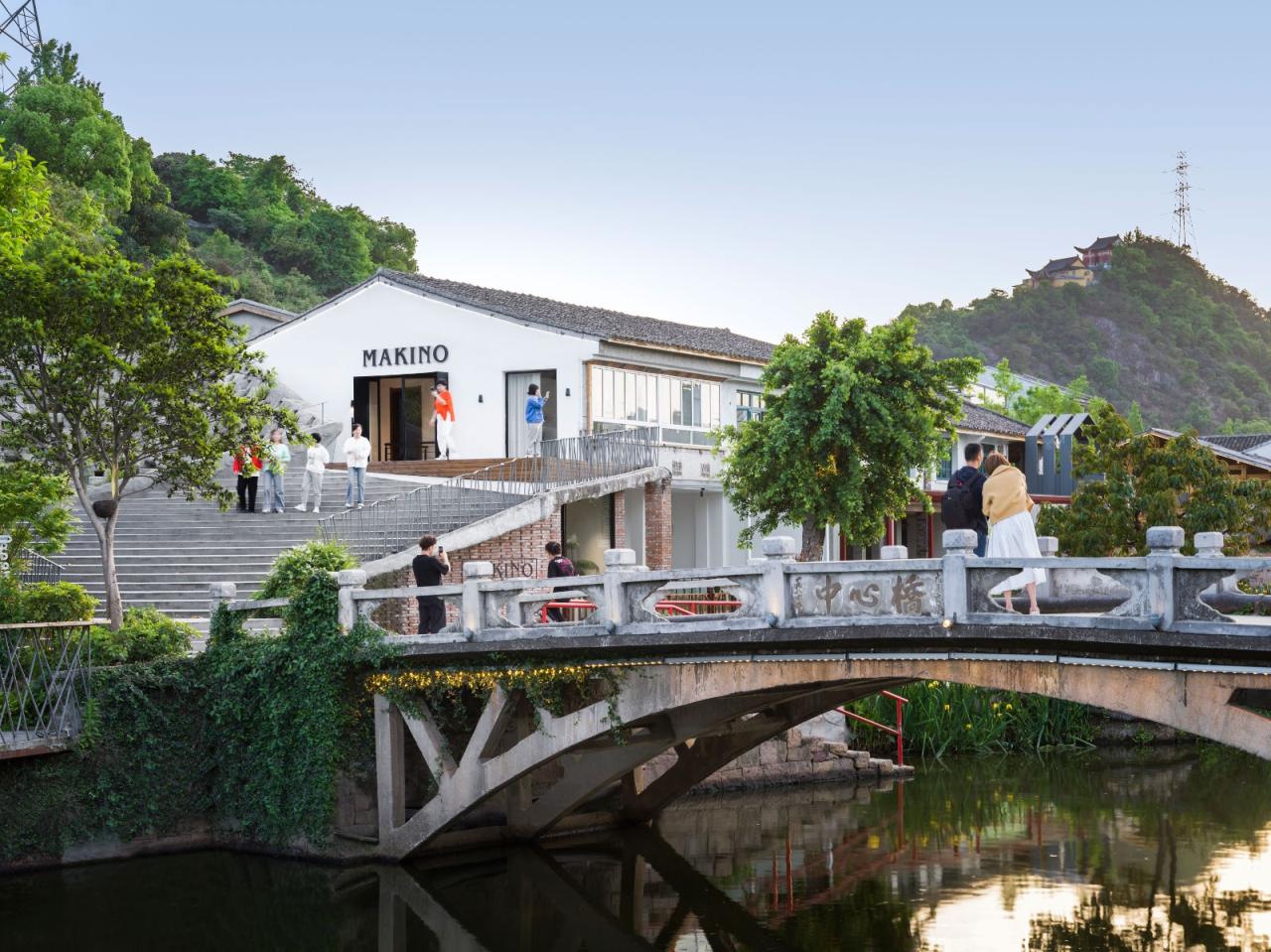 BIM建筑|山村改造中的小品建筑：山根之花 ／谱观建筑