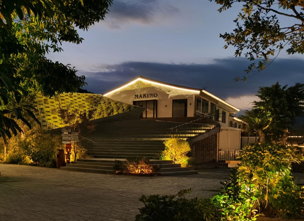 BIM建筑|山村改造中的小品建筑：山根之花 ／谱观建筑