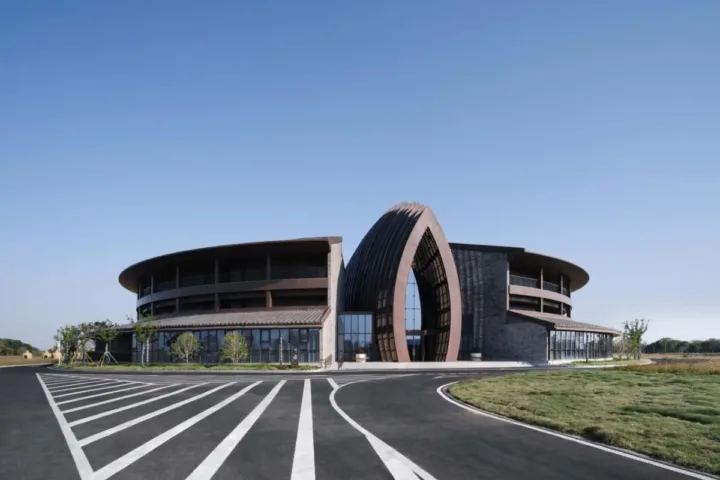 BIM建筑|世界乡村旅游大会永久会址 / 米丈建筑