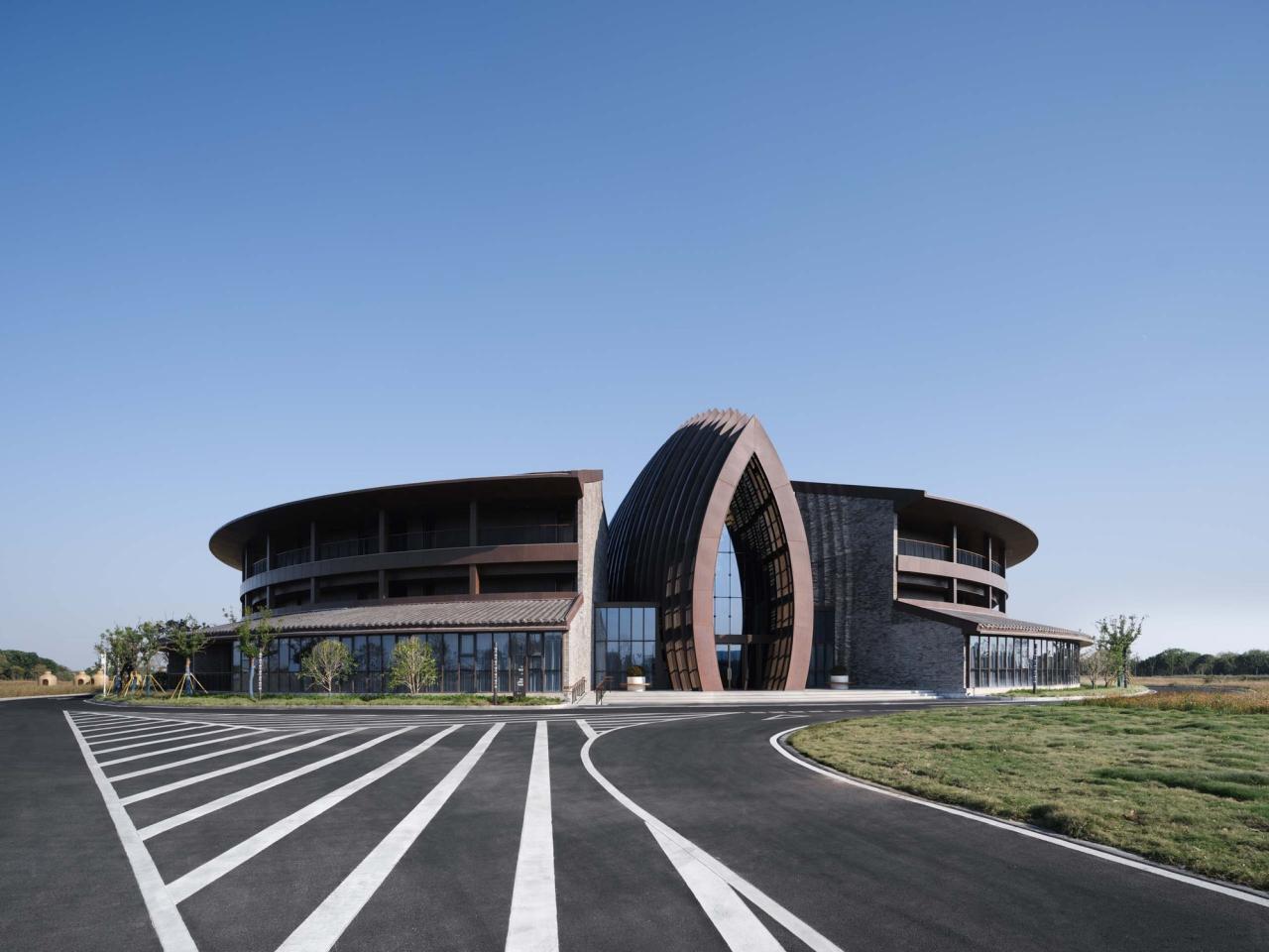 BIM建筑|世界乡村旅游大会永久会址 / 米丈建筑