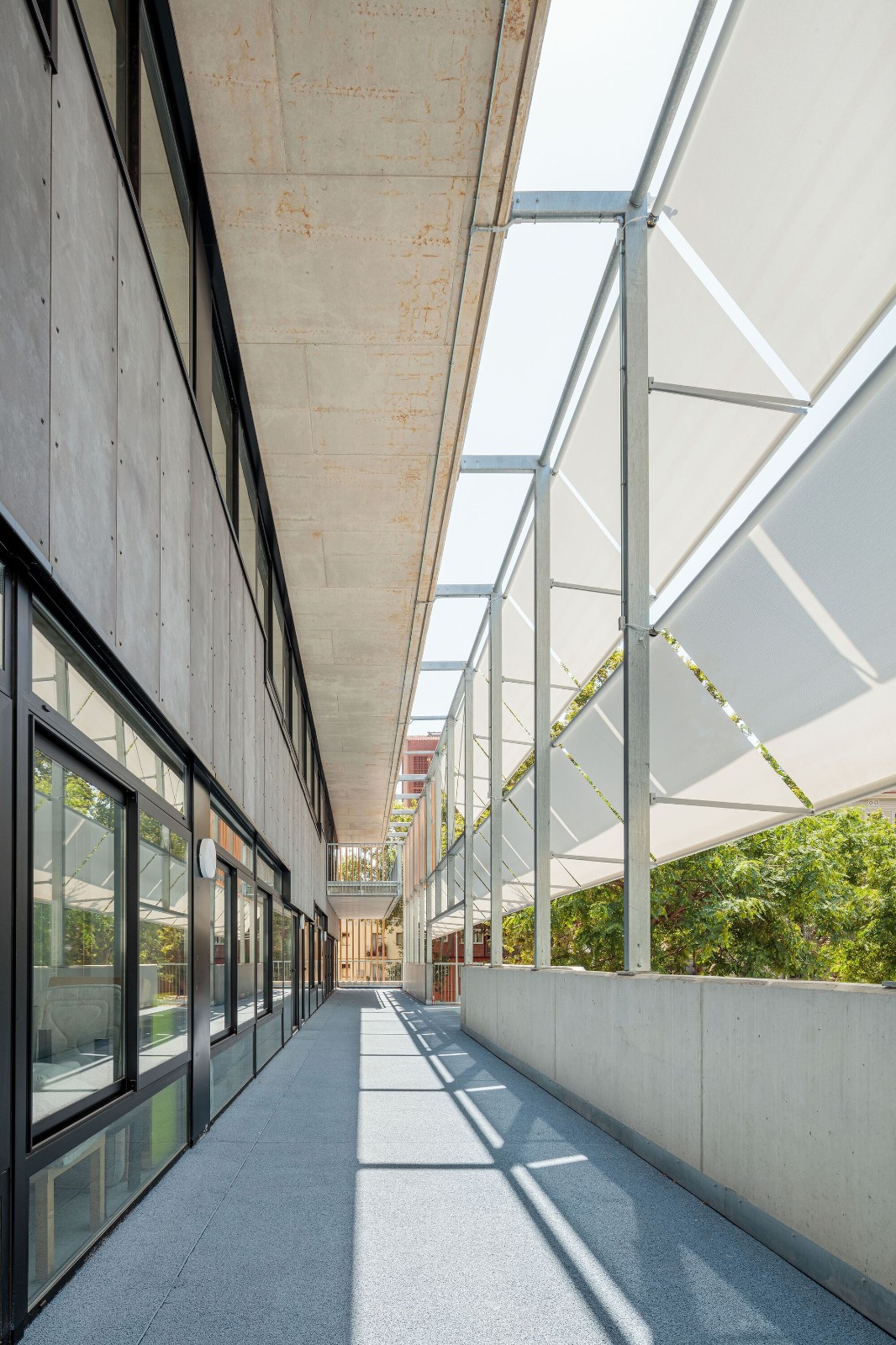 BIM建筑|小学扩建：Mar Bella 学校 / SUMO arquitectes