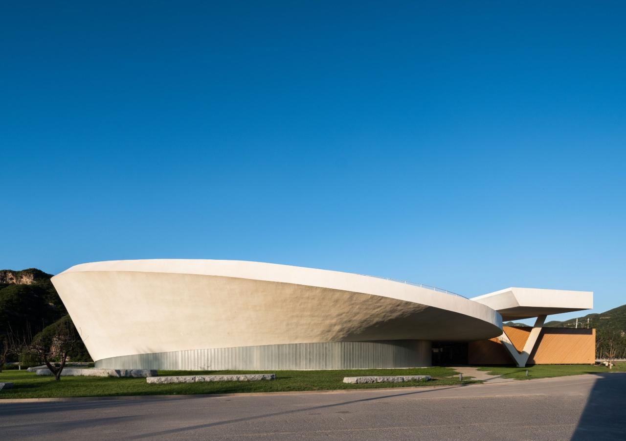 BIM建筑|振兴乡村需要“知行合一”：田岗艺术中心 / 袈蓝建筑