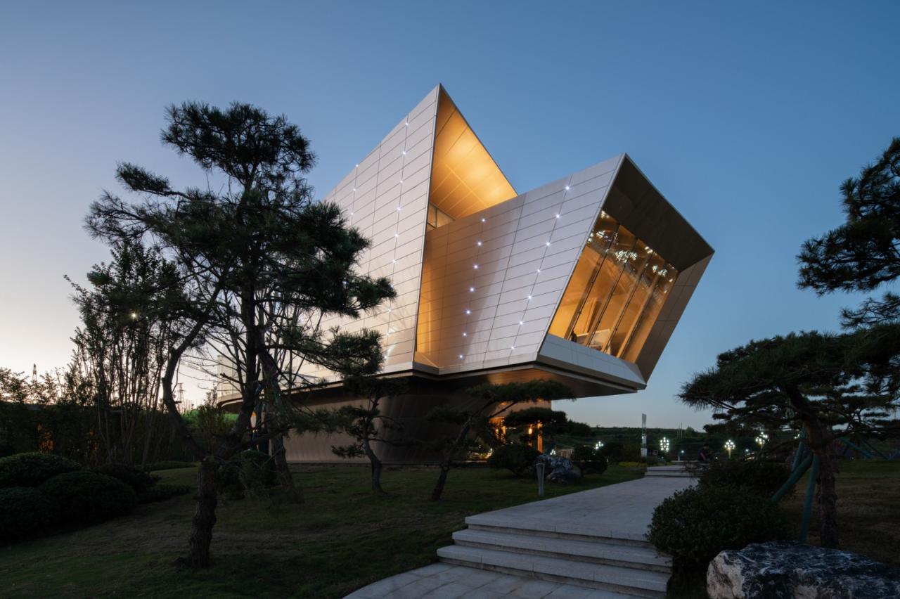 BIM建筑|木构建造设计一体化 l 宜宾白兰美学馆：建筑如何在地生长？