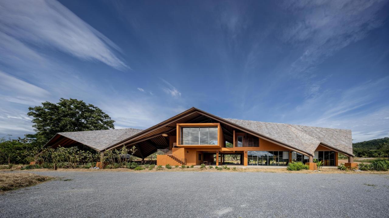 BIM建筑|PANNAR可持续经济与农业学习中心 / Vin Varavarn 建筑事务所