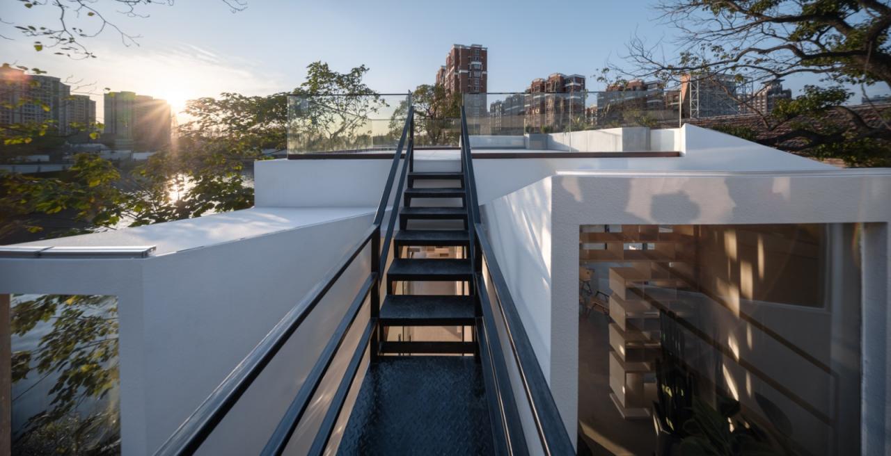 BIM建筑|上海云间粮仓 “人民河畔悬浮的太空盒”LILITH莉莉斯小屋 / DCDSAA淀川建筑事务所