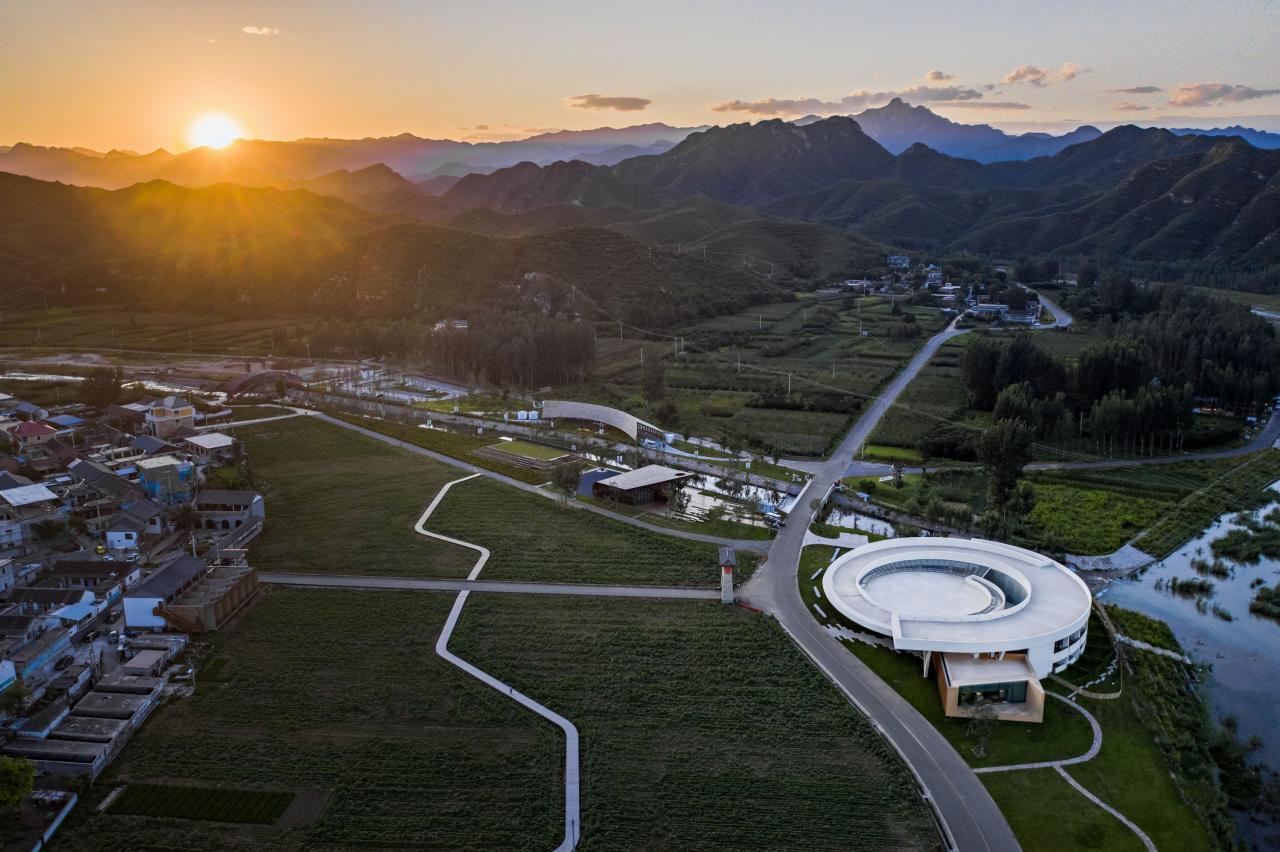 BIM建筑|振兴乡村需要“知行合一”：田岗艺术中心 / 袈蓝建筑