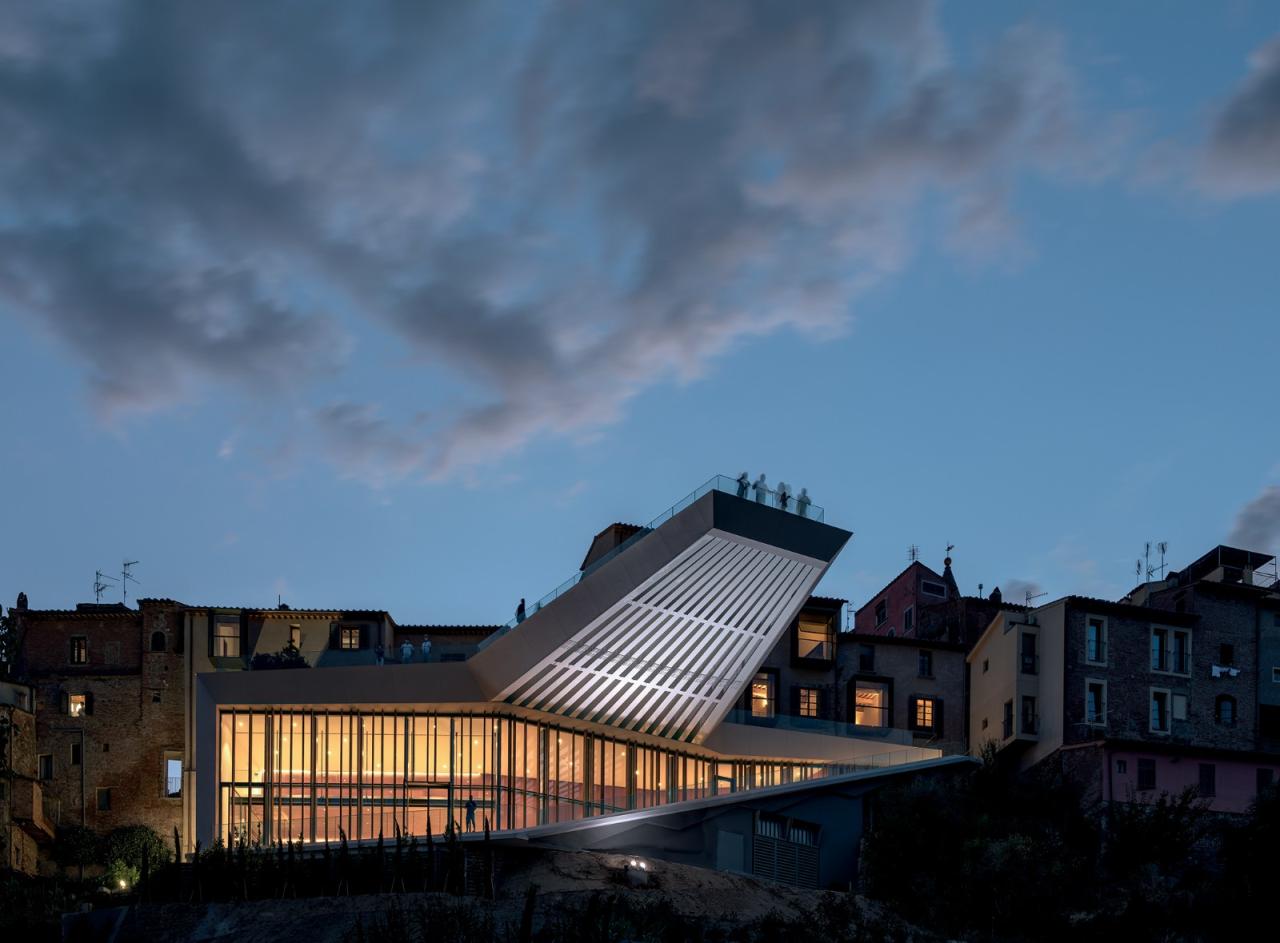 BIM建筑|托斯卡纳“山谷浮桥” / MC A新作