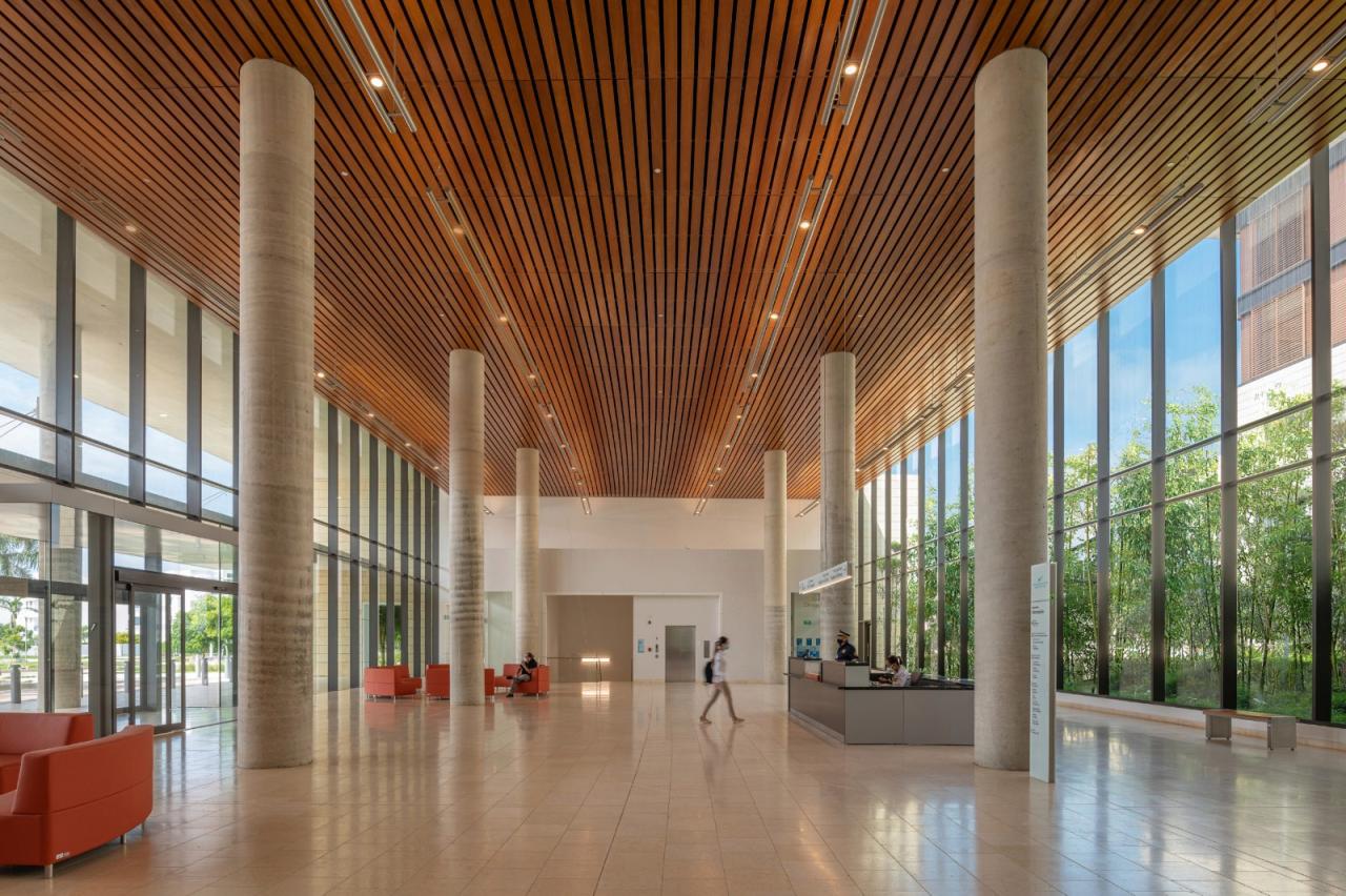 BIM建筑|花园式康复医院 / 萨夫迪建筑事务所