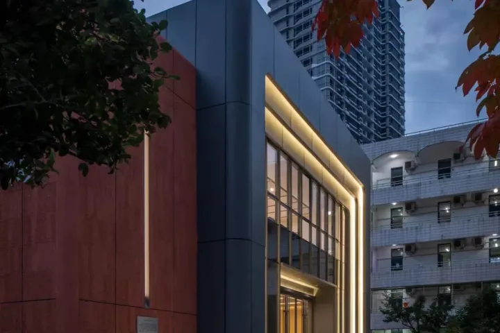 BIM建筑|回忆中学时光， 是否有陪伴着一座大礼堂？| UUA