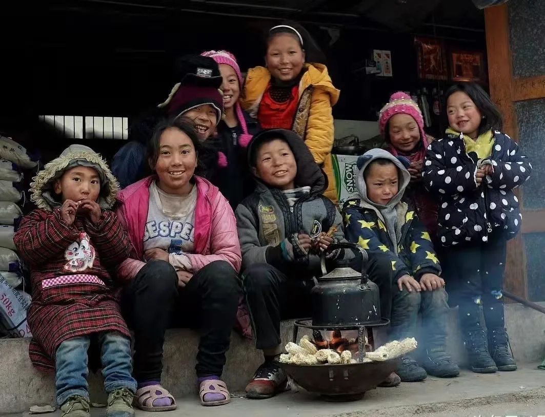 BIM建筑|虽偏远 理想必致！在西昌卫星发射基地大凉山建一座“探索者幼儿园” / 迪卡建筑设计中心