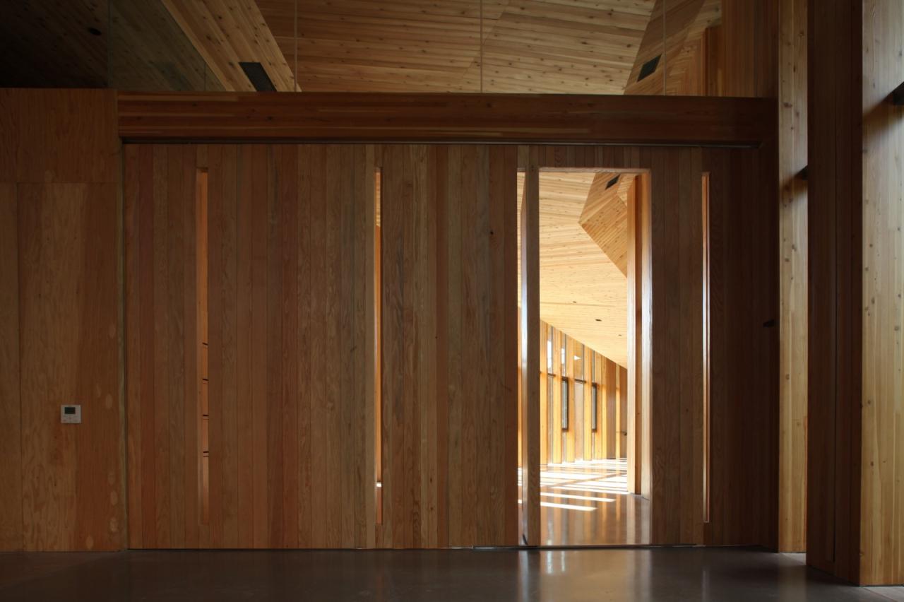 BIM建筑|树建筑：JST 哈里斯堡生产工程中心 / 芦泽龙一事务所 & Arcari + Iovino Architects