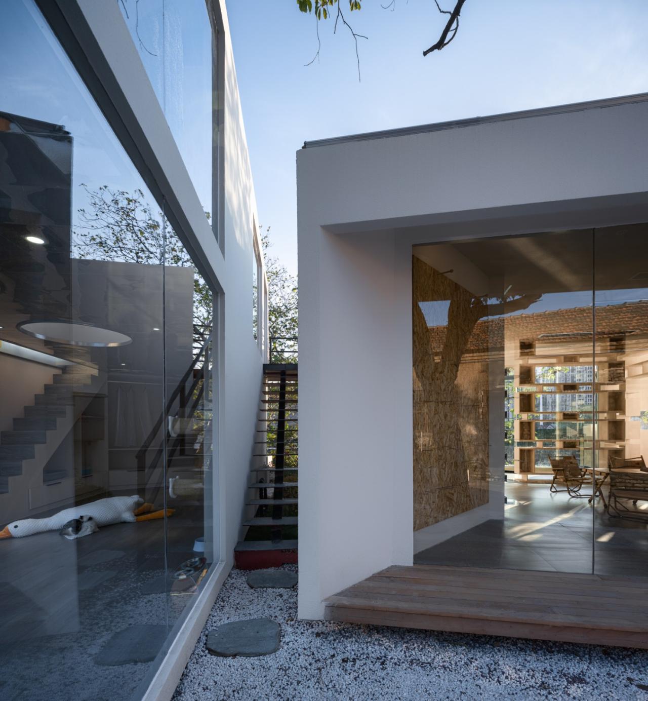 BIM建筑|上海云间粮仓 “人民河畔悬浮的太空盒”LILITH莉莉斯小屋 / DCDSAA淀川建筑事务所