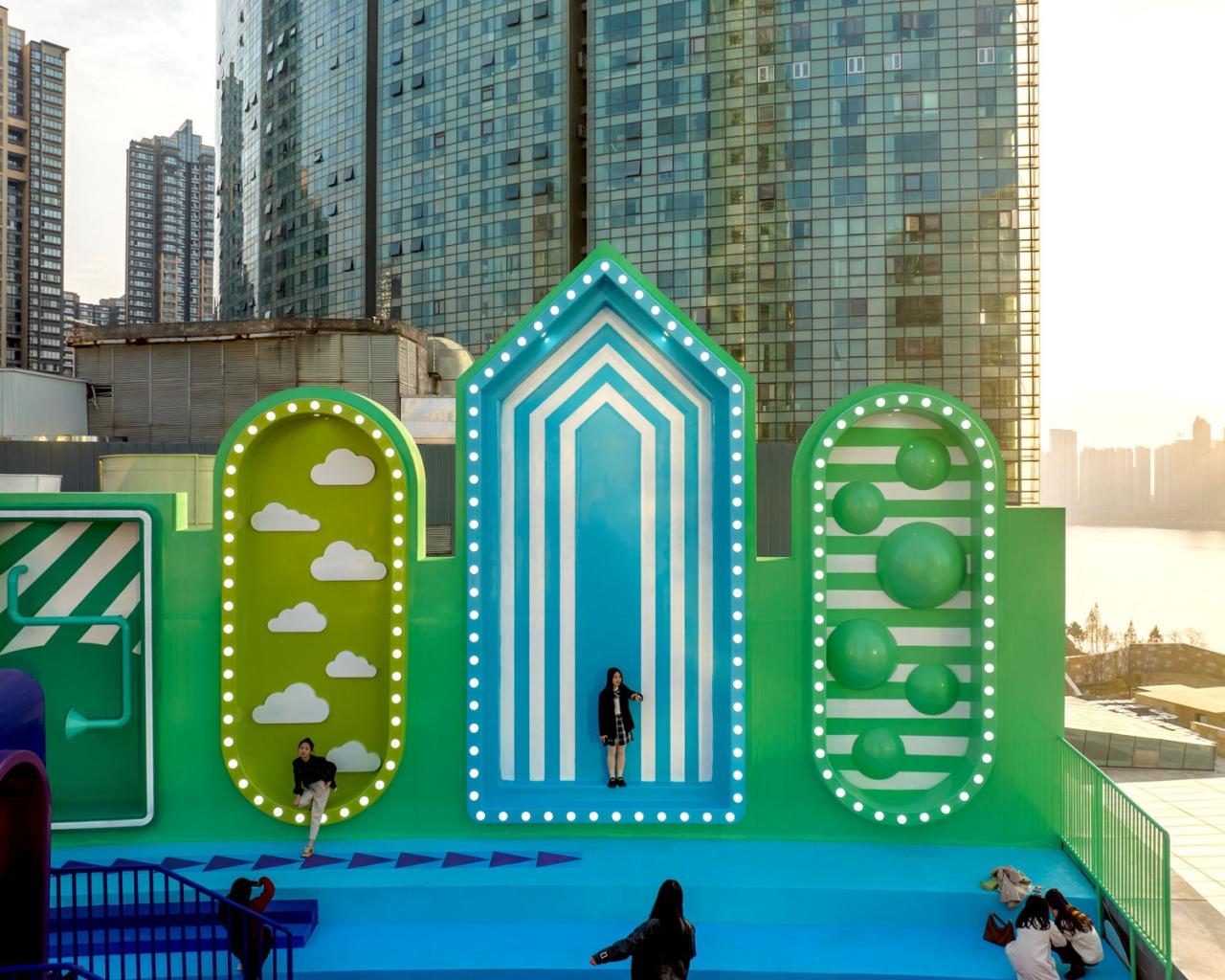 BIM建筑|屋顶公共空间改造：彩虹之上 / 佰筑建筑设计咨询（上海）有限公司