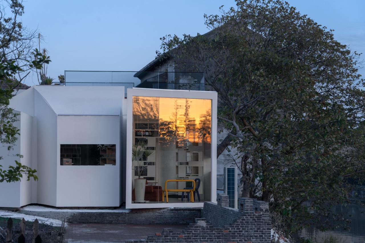 BIM建筑|上海云间粮仓 “人民河畔悬浮的太空盒”LILITH莉莉斯小屋 / DCDSAA淀川建筑事务所