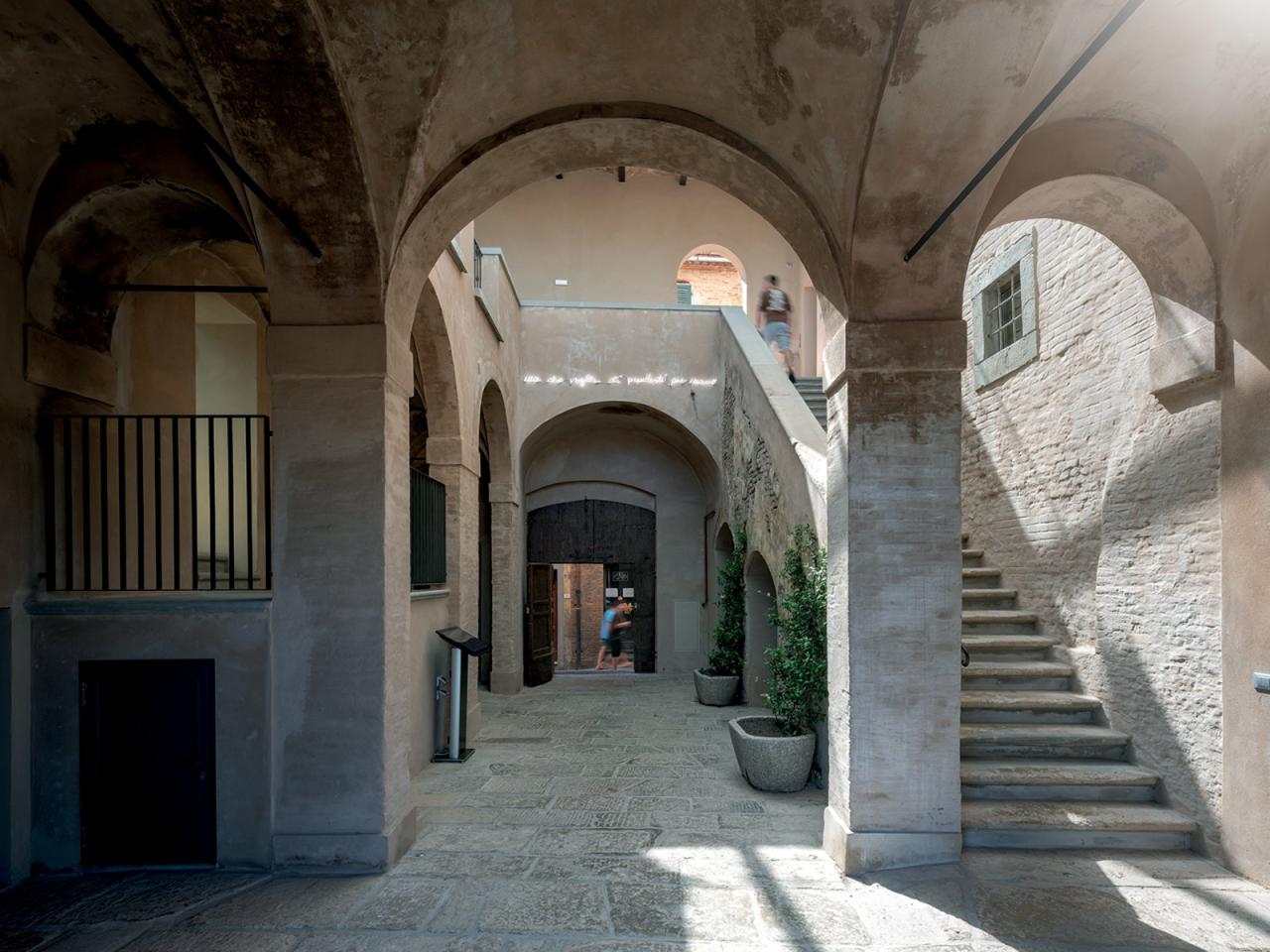 BIM建筑|托斯卡纳“山谷浮桥” / MC A新作