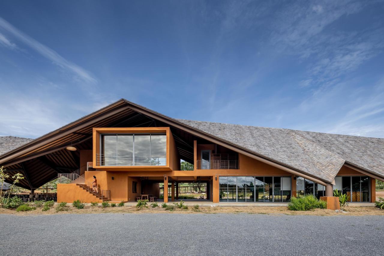 BIM建筑|PANNAR可持续经济与农业学习中心 / Vin Varavarn 建筑事务所