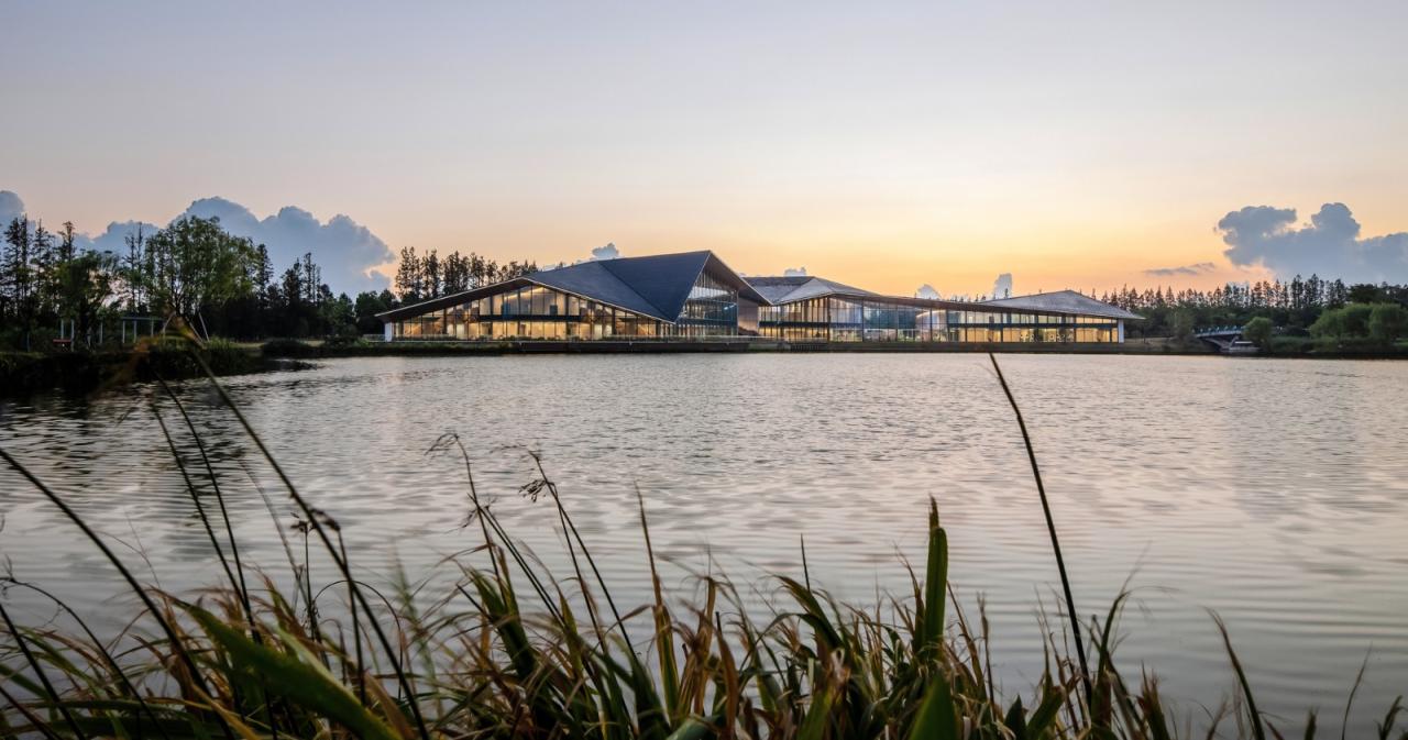 BIM建筑|长兴岛郊野公园游客中心 / 米川工作室 + 水石设计