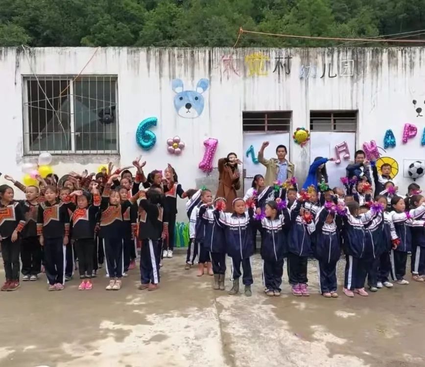 BIM建筑|虽偏远 理想必致！在西昌卫星发射基地大凉山建一座“探索者幼儿园” / 迪卡建筑设计中心