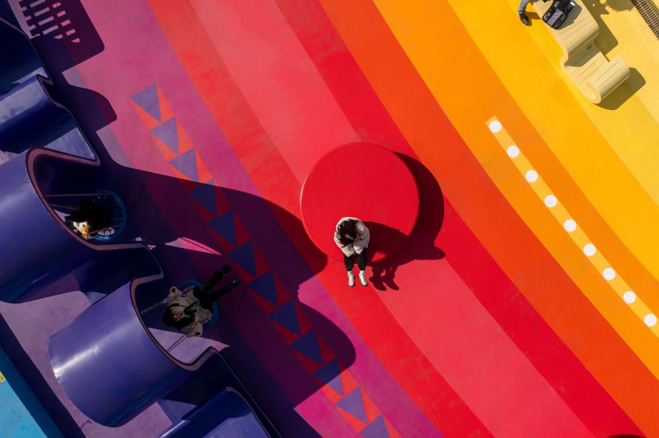 BIM建筑|屋顶公共空间改造：彩虹之上 / 佰筑建筑设计咨询（上海）有限公司