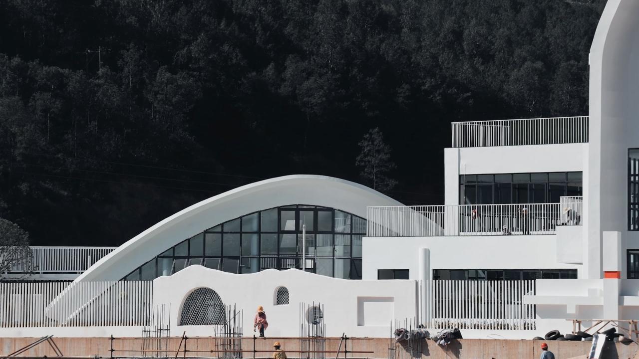 BIM建筑|虽偏远 理想必致！在西昌卫星发射基地大凉山建一座“探索者幼儿园” / 迪卡建筑设计中心