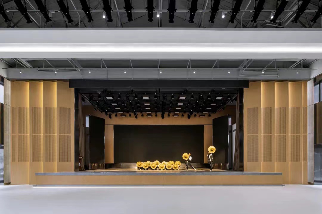 BIM建筑|回忆中学时光， 是否有陪伴着一座大礼堂？| UUA