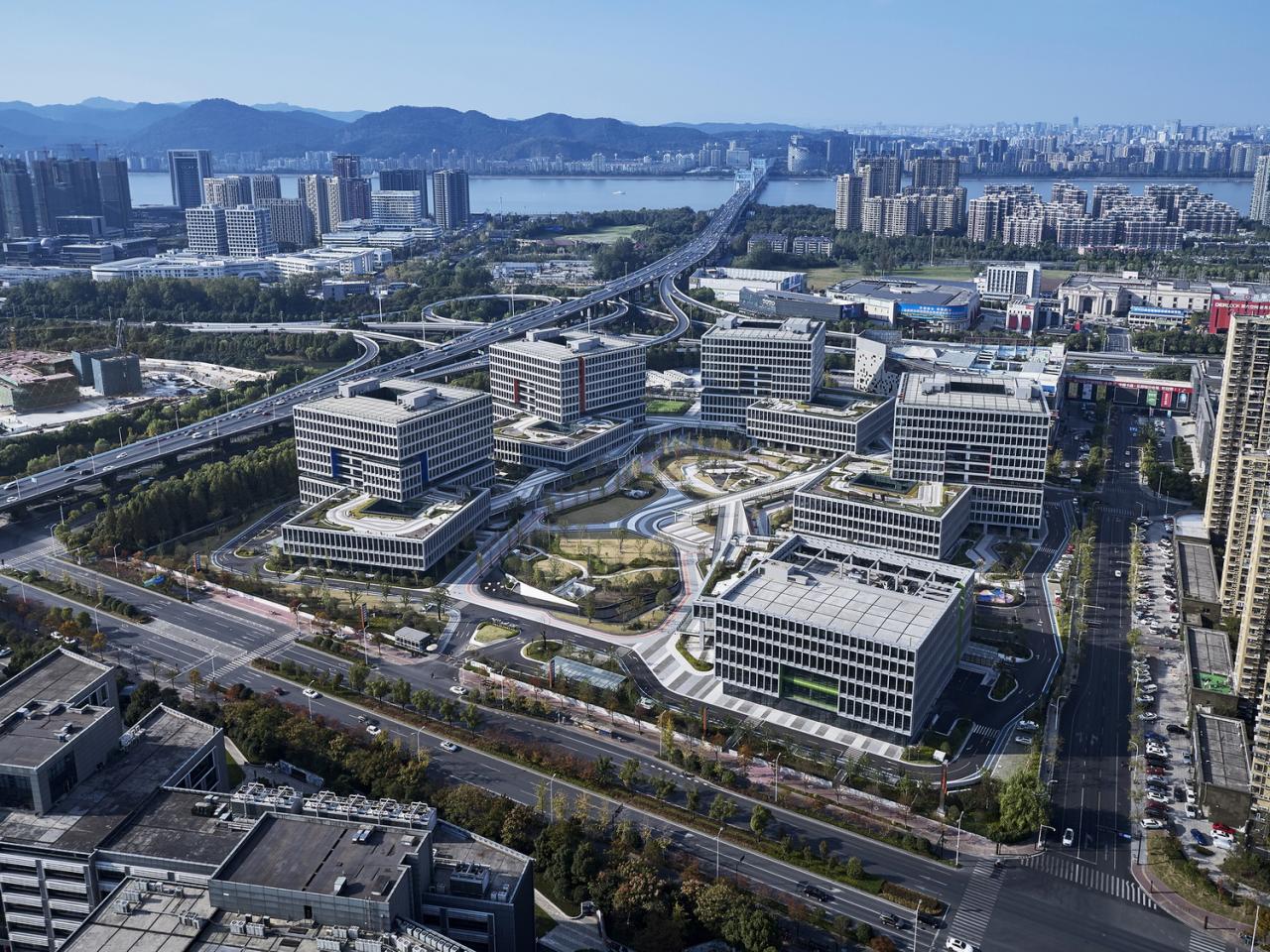 BIM建筑|阿里巴巴杭州软件生产基地二期 / 浙江省建筑设计研究院