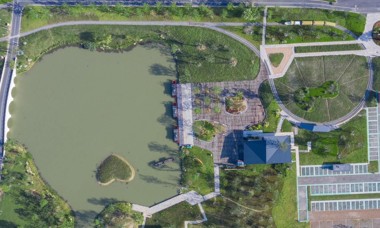 BIM建筑|富阳·阳陂湖湿地接待中心 / 尌林建筑设计事务所