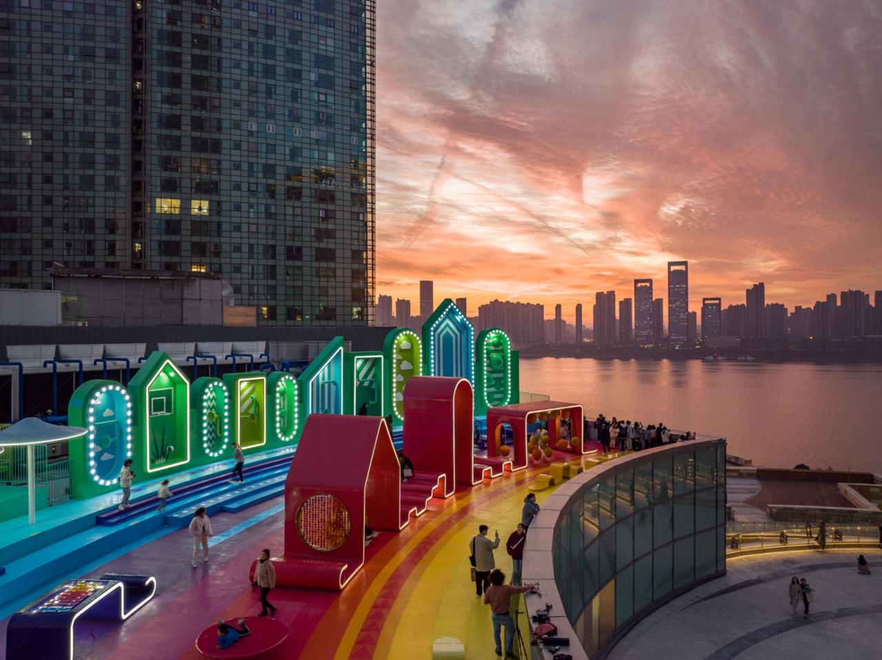 BIM建筑|屋顶公共空间改造：彩虹之上 / 佰筑建筑设计咨询（上海）有限公司