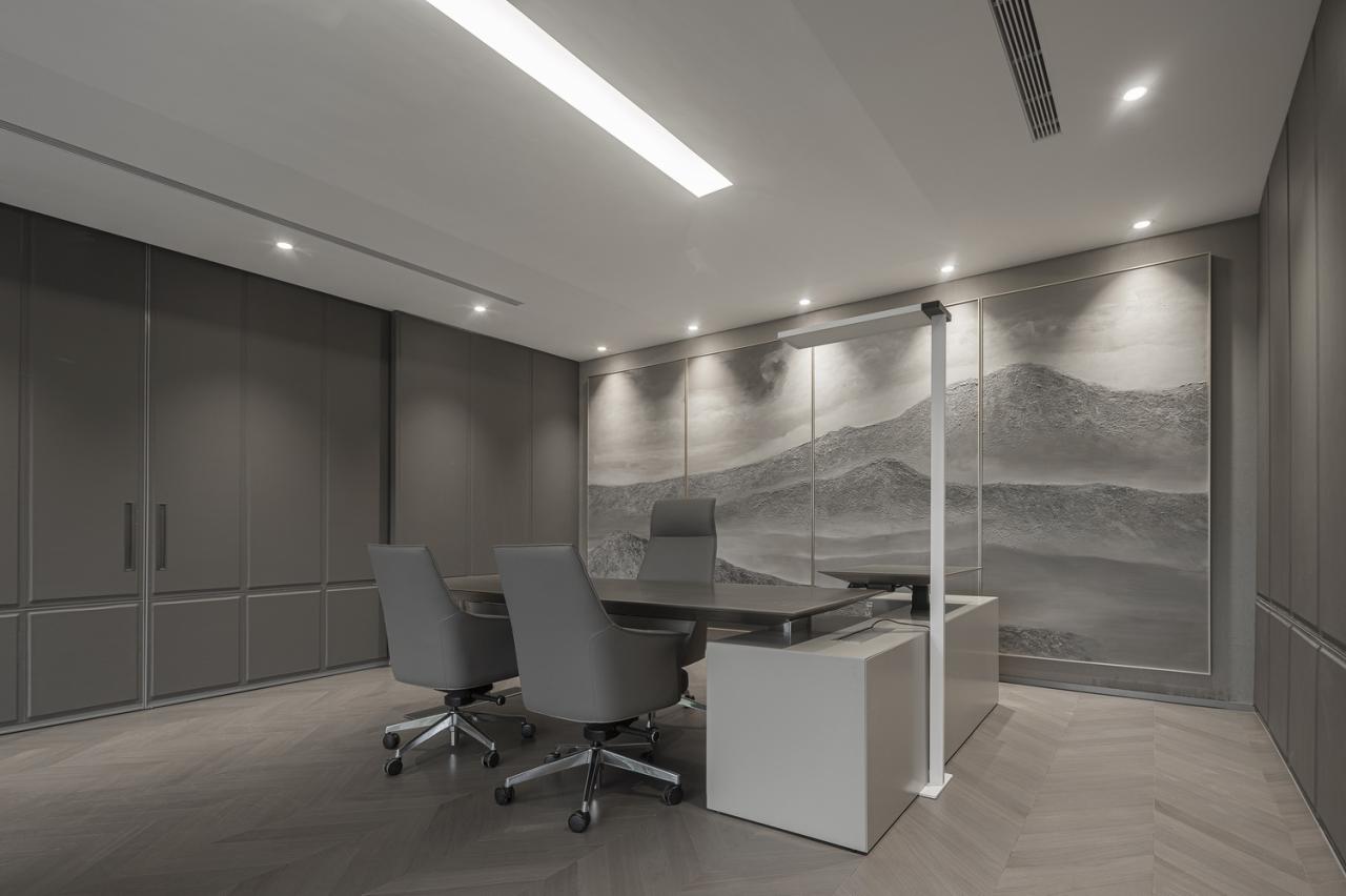 BIM建筑|中国传统四合庭院的人文办公综合体升级改造 / 北京中德行建筑设计