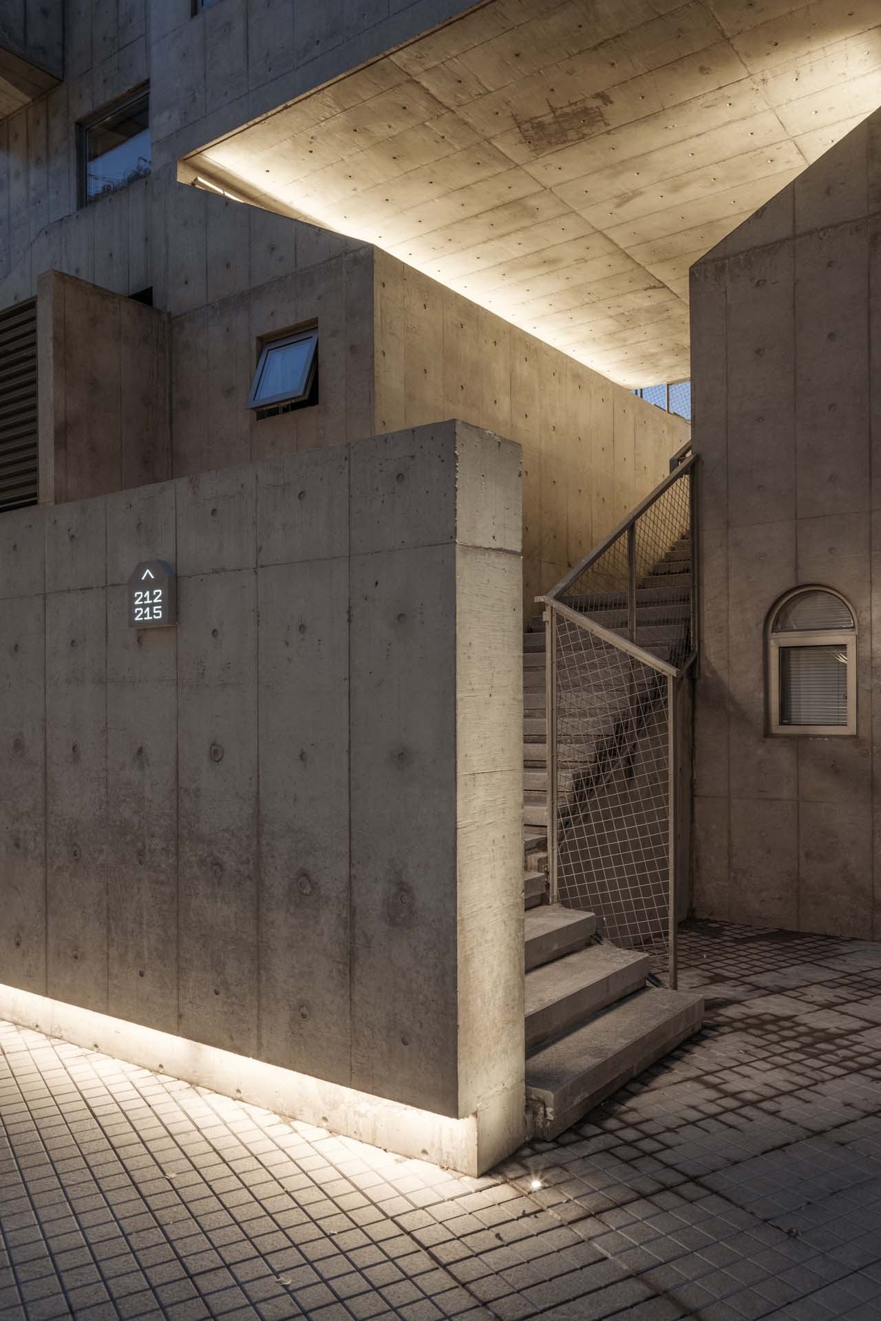 BIM建筑|宠物酒店：犬舍 / 高目建筑