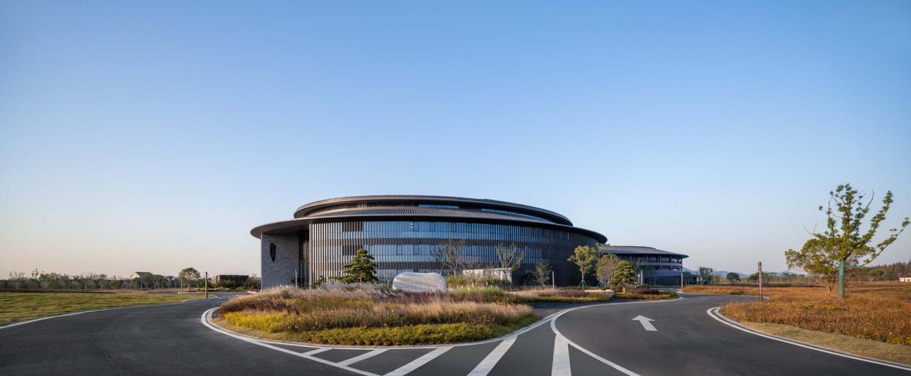 BIM建筑|世界乡村旅游大会永久会址 / 米丈建筑