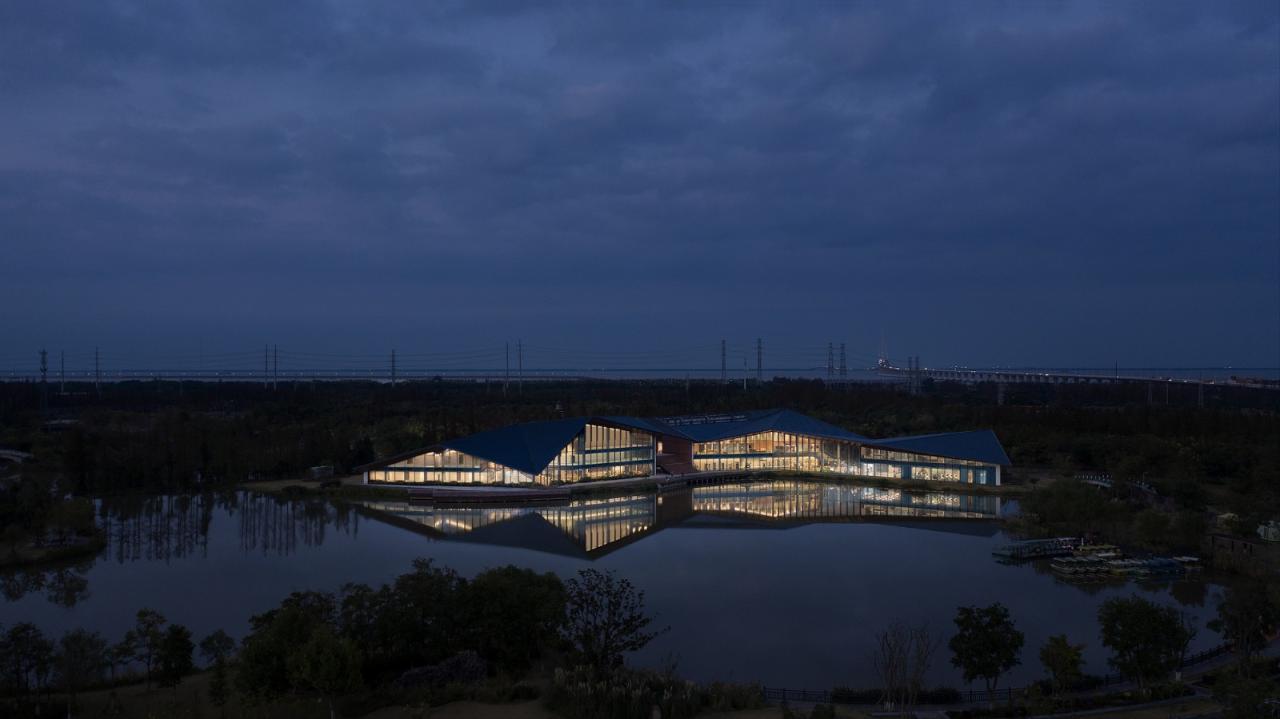 BIM建筑|长兴岛郊野公园游客中心 / 米川工作室 + 水石设计