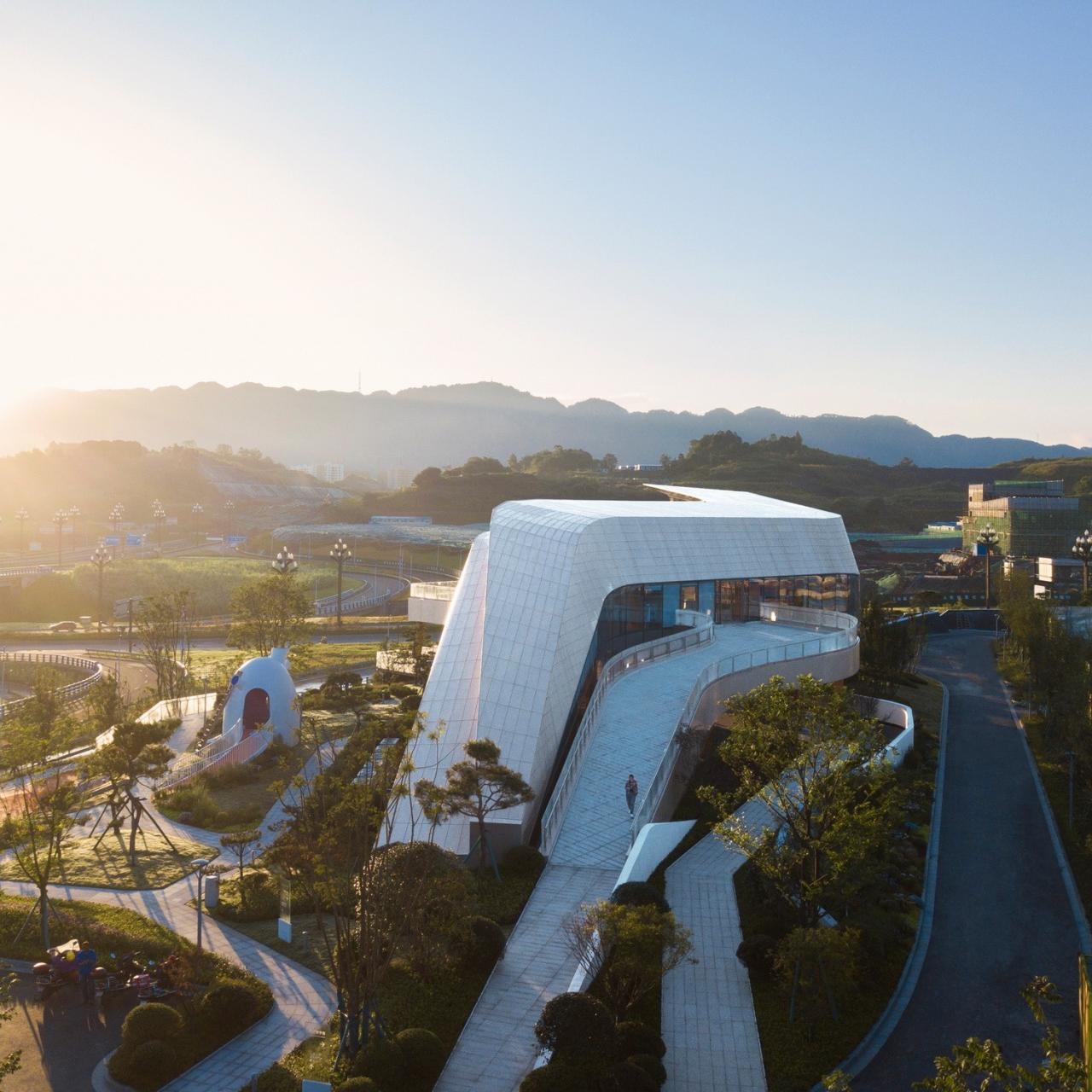 BIM建筑|木构建造设计一体化 l 宜宾白兰美学馆：建筑如何在地生长？