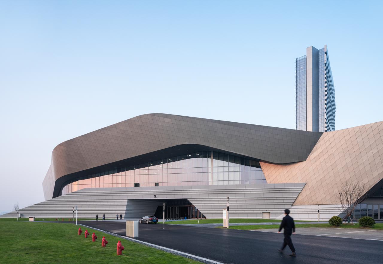 BIM建筑|扬子江国际会议中心 / Morphosis 墨菲西斯