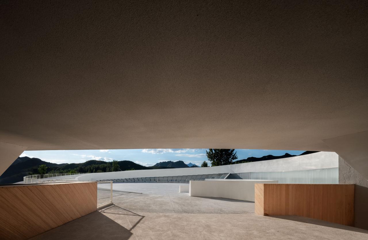 BIM建筑|振兴乡村需要“知行合一”：田岗艺术中心 / 袈蓝建筑