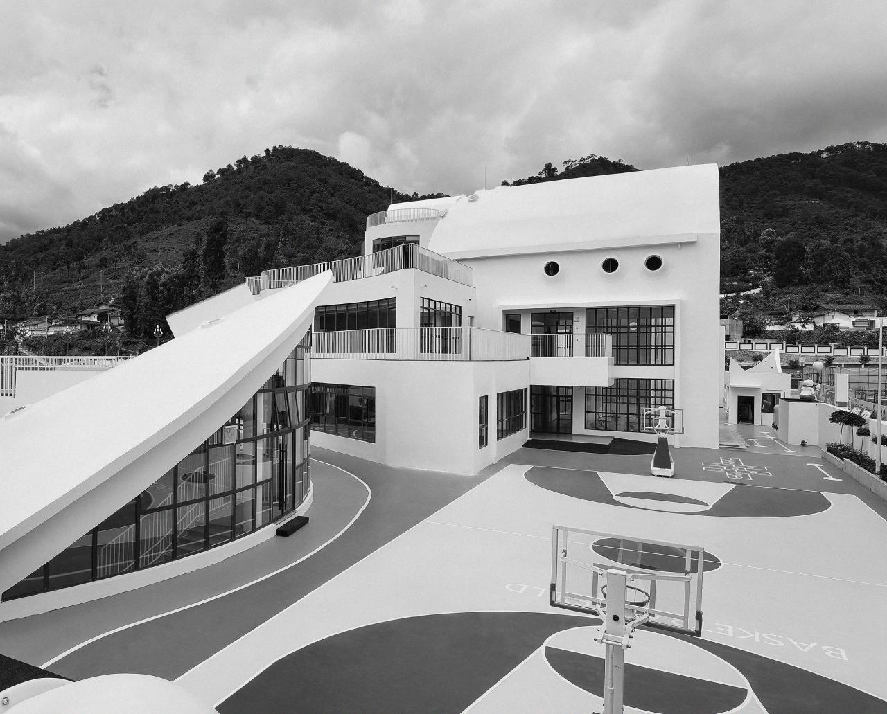 BIM建筑|虽偏远 理想必致！在西昌卫星发射基地大凉山建一座“探索者幼儿园” / 迪卡建筑设计中心