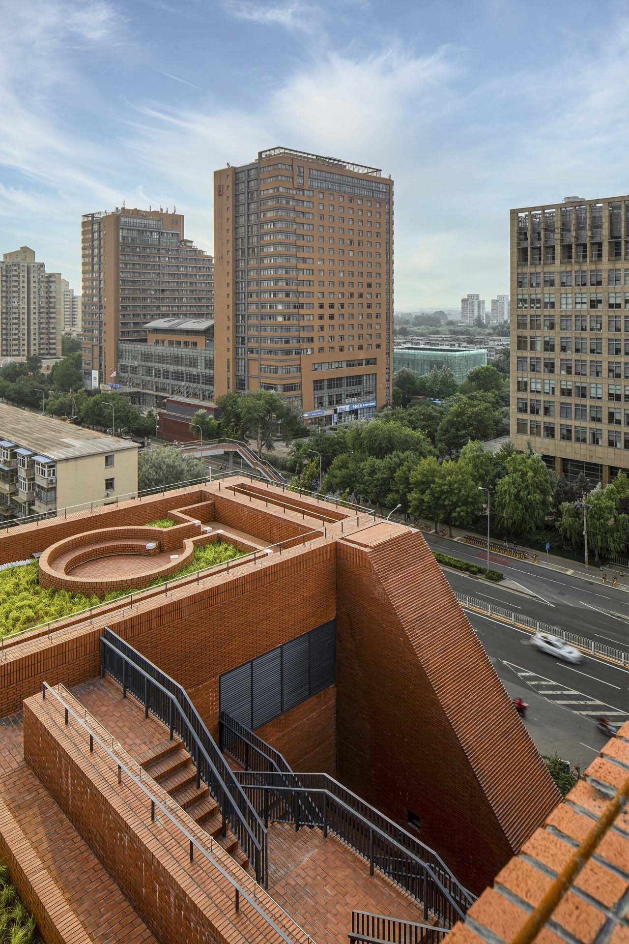 BIM建筑|成府路150号 / URBANUS都市实践