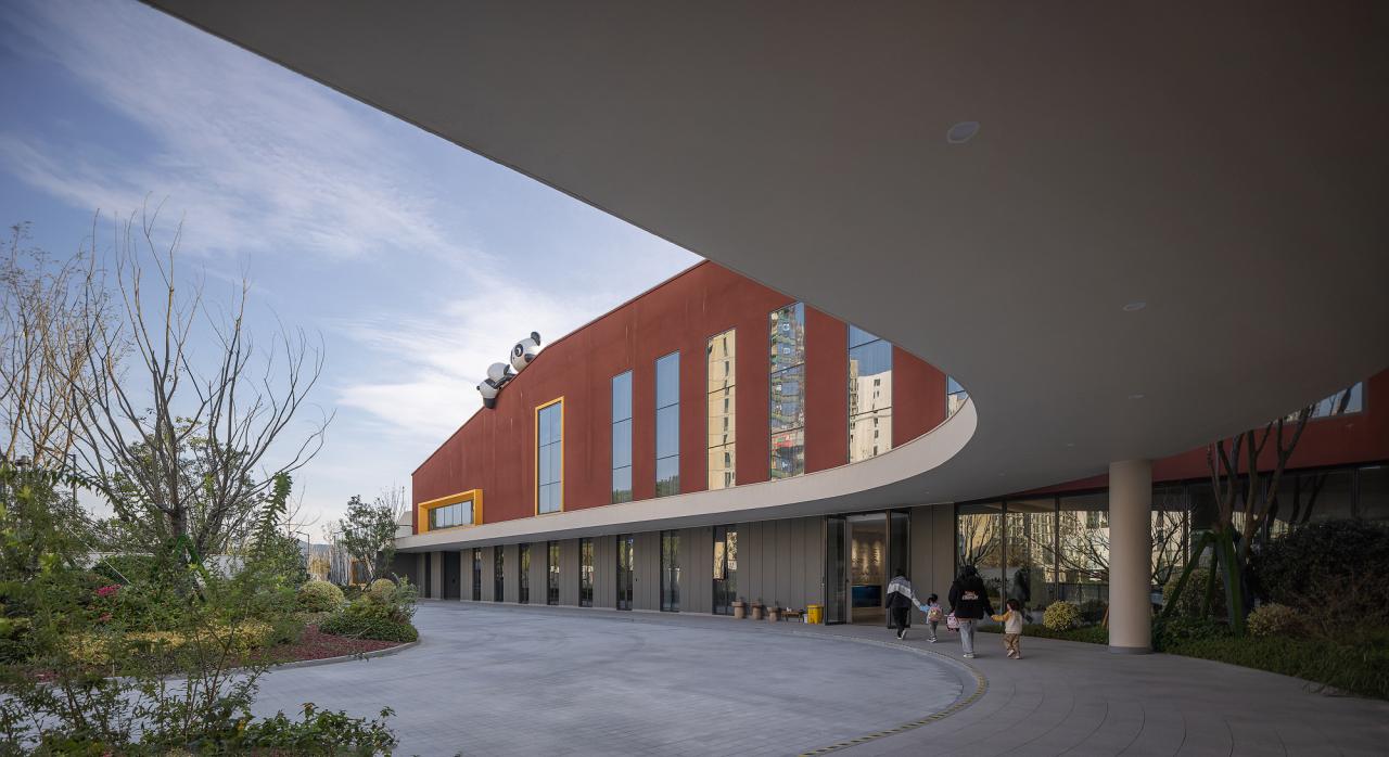 BIM建筑|舟山绿城育华幼儿园：生成性教学空间实践 / goa作品